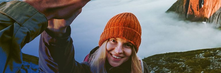 Header Website